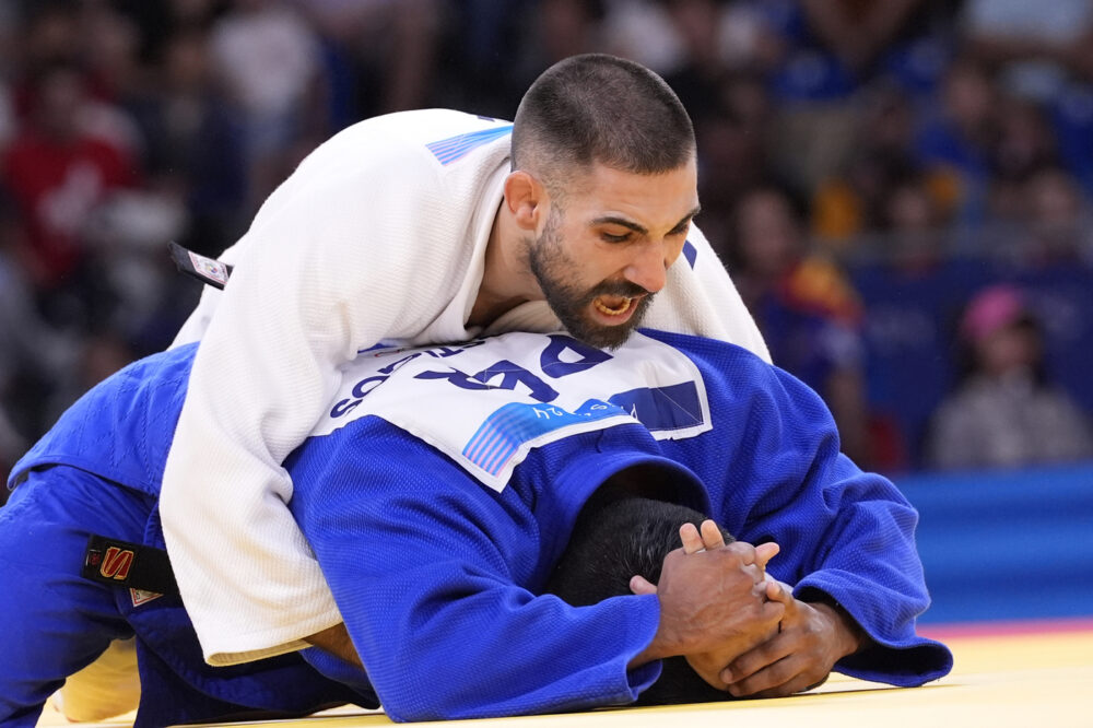 Judo, Matteo Piras supera un turno e poi si ferma agli ottavi nei  66 kg alle Olimpiadi