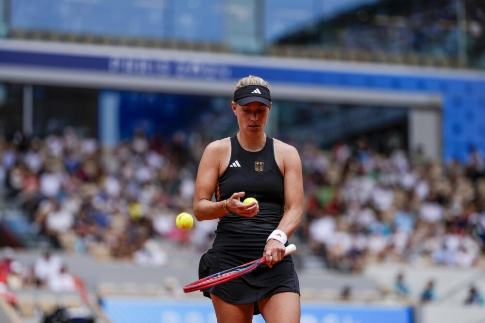 Tennis: mercoledì infinito alle Olimpiadi. Kerber, sconfitta e addio. Fuori anche Alcaraz/Nadal in doppio