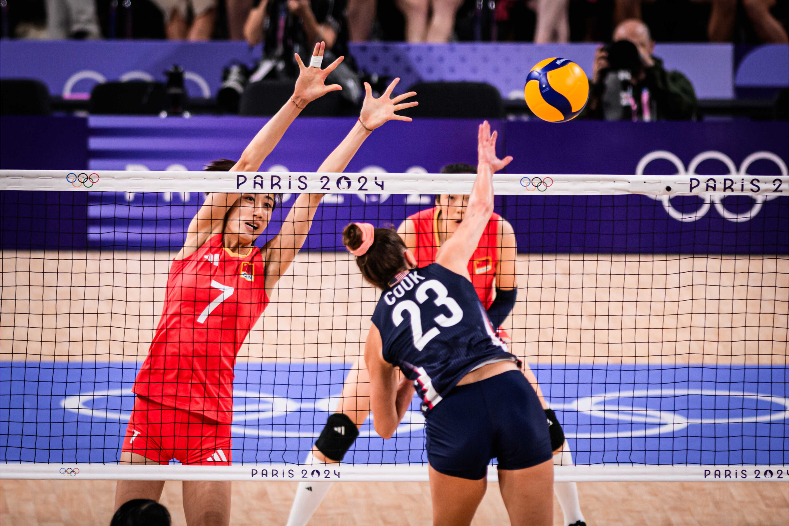 Volley femminile, la Cina vince al debutto al tie break la battaglia con gli USA