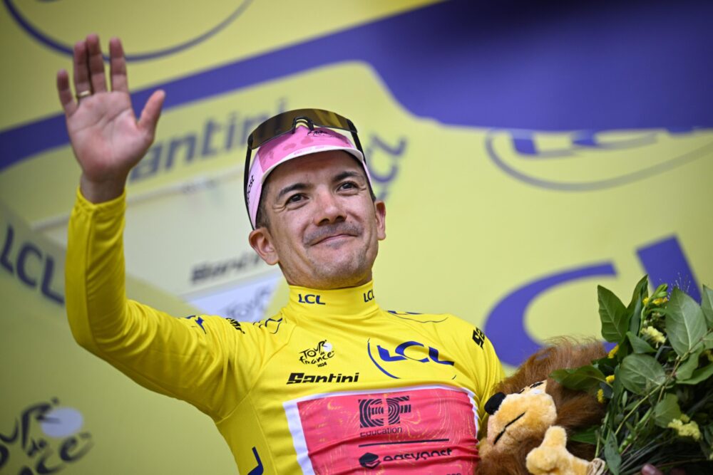 Tour de France, perché Carapaz ha strappato la maglia gialla a Pogacar con il piazzamento in volata