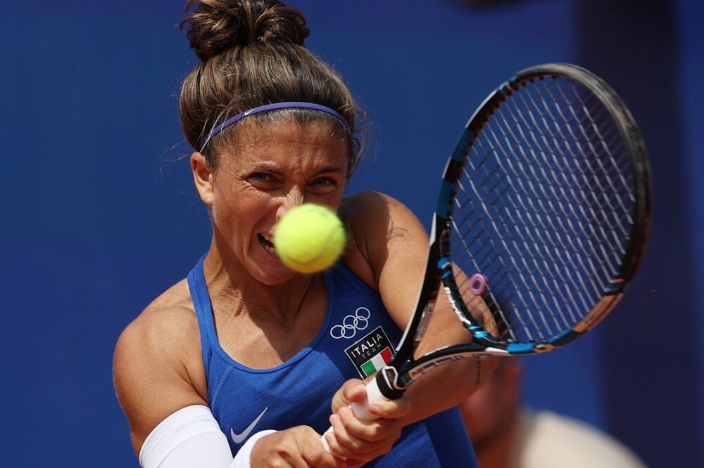 Tennis, Sara Errani e Jasmine Paolini pensano alla semifinale olimpica: “C’è soddisfazione, ma concentrazione per il prossimo match”