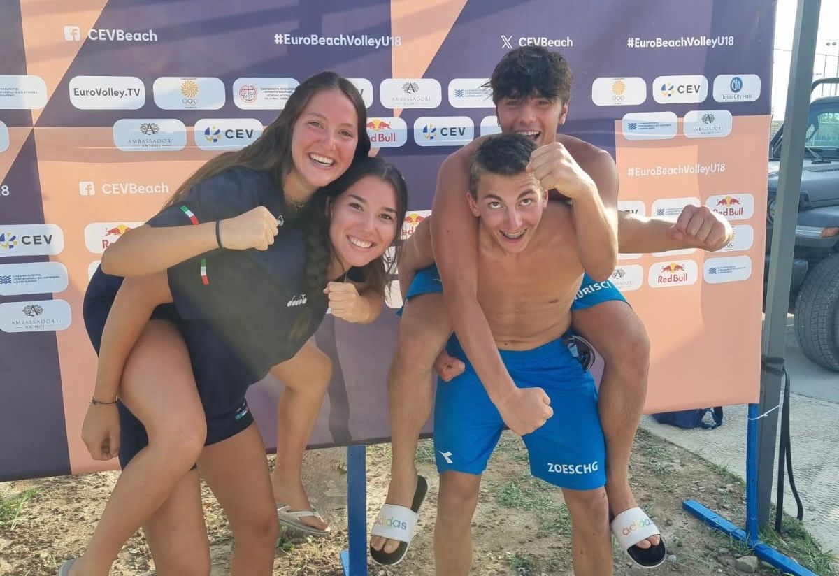 Beach volley, Iurisci/Zoeschg riportano l’Italia giovanile sul tetto d’Europa: sono campioni Under 18! Quarte Novello/Moretti