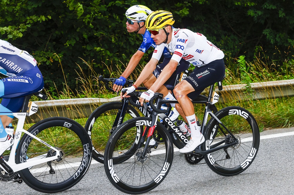 Tour de France, Juan Ayuso: “Ho provato a superare la giornata, ma non ci sono riuscito. Penso di esserci a Parigi, non so ancora per la Vuelta”