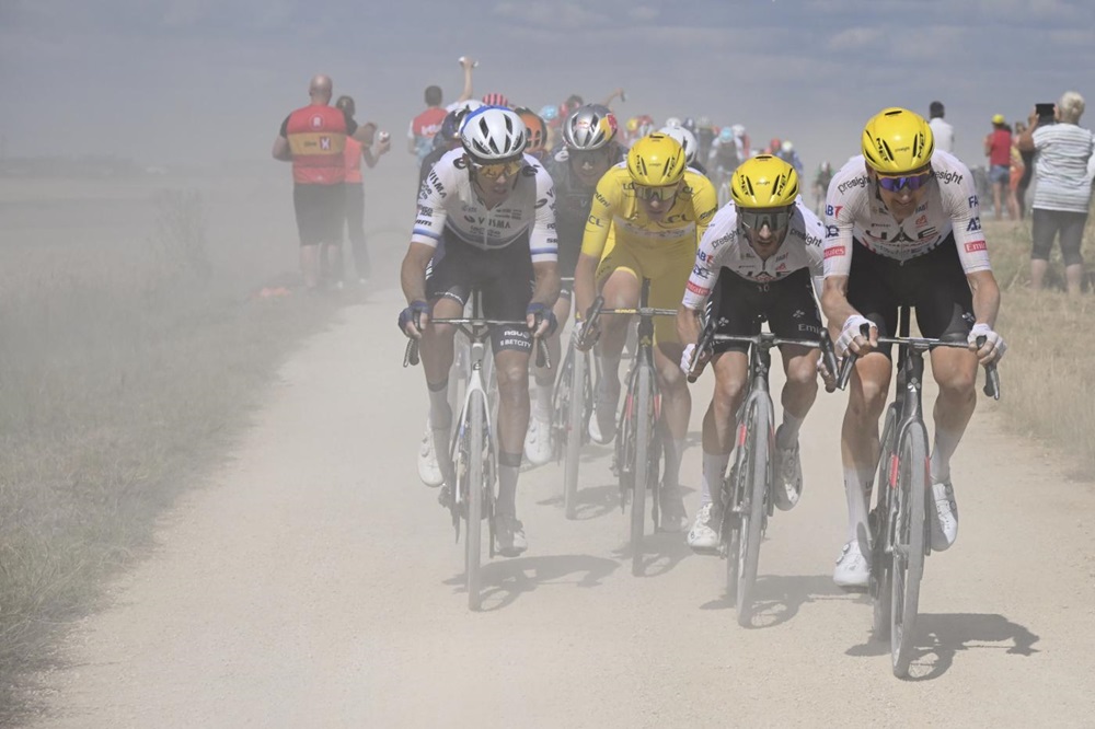 Tour de France, Tadej Pogacar: “Non vedo l’ora delle montagne. Ho ottime gambe e una grande squadra”