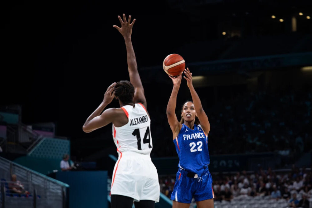 Basket femminile, la Francia vince agevolmente contro il Canada alle Olimpiadi. Decisivo il secondo quarto