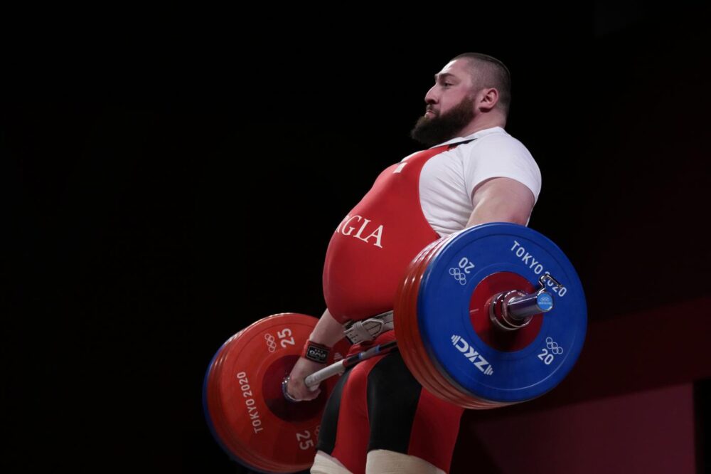 Sollevamento pesi: leggenda Lasha Talakhadze! Il georgiano conquista il terzo oro consecutivo alle Olimpiadi