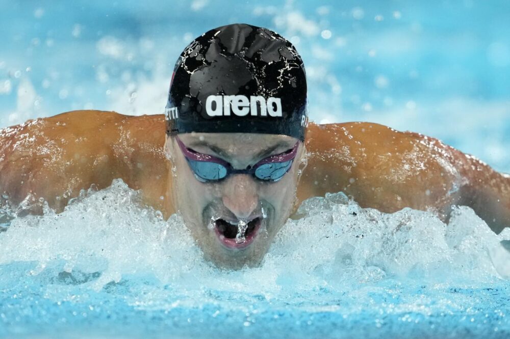 Nuoto, Alberto Razzetti approda nella Finale olimpica dei 200 misti! Marchand prenota un altro oro