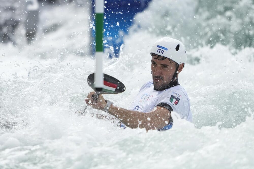 Canoa slalom, Giovanni De Gennaro e Stefanie Horn eliminati ai quarti del kayak cross. Esultano Butcher e Noemie Fox