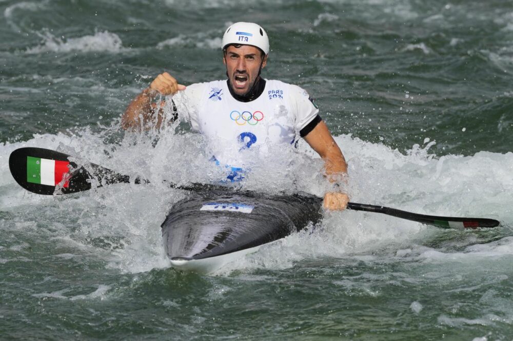 VIDEO Giovanni De Gennaro, tutte le emozioni durante un Inno di Mameli da campione!