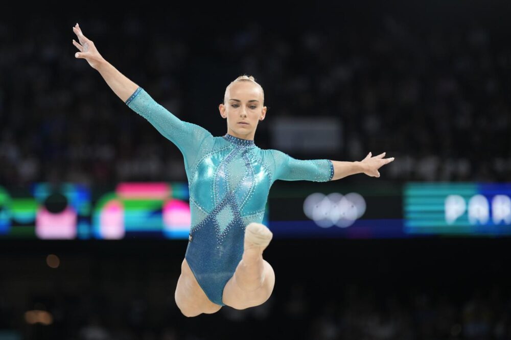 Ginnastica artistica, Alice D’Amato sale per seconda alle parallele: l’ordine di rotazione della finale alle Olimpiadi