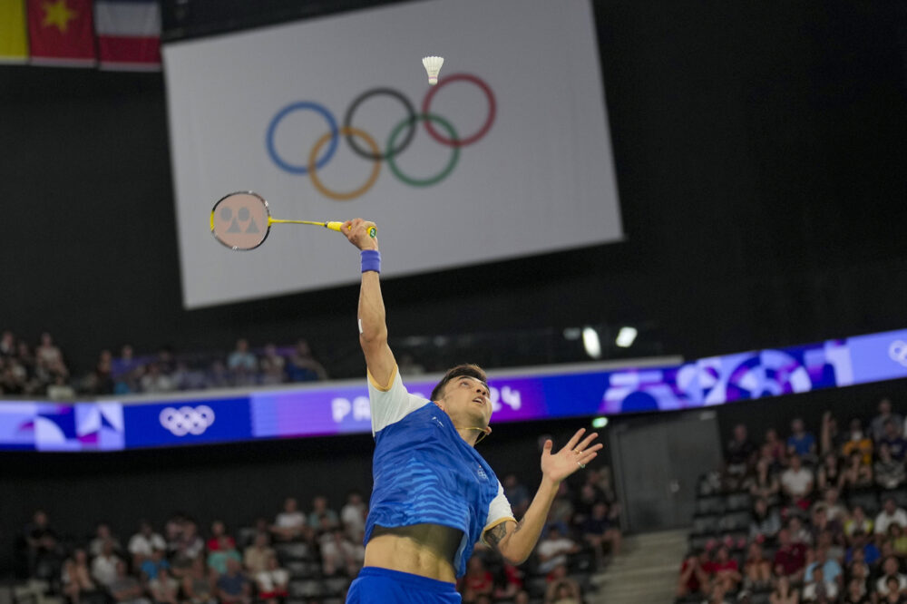 Badminton, Viktor Axelsen approda in semifinale alle Olimpiadi. Esce di scena il numero 1 Shi Yu Qi