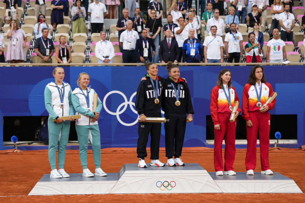 Olimpiadi Parigi 2024, tutti i podi e le medaglie di giornata (4 agosto). Podi per Errani/Paolini e Paltrinieri