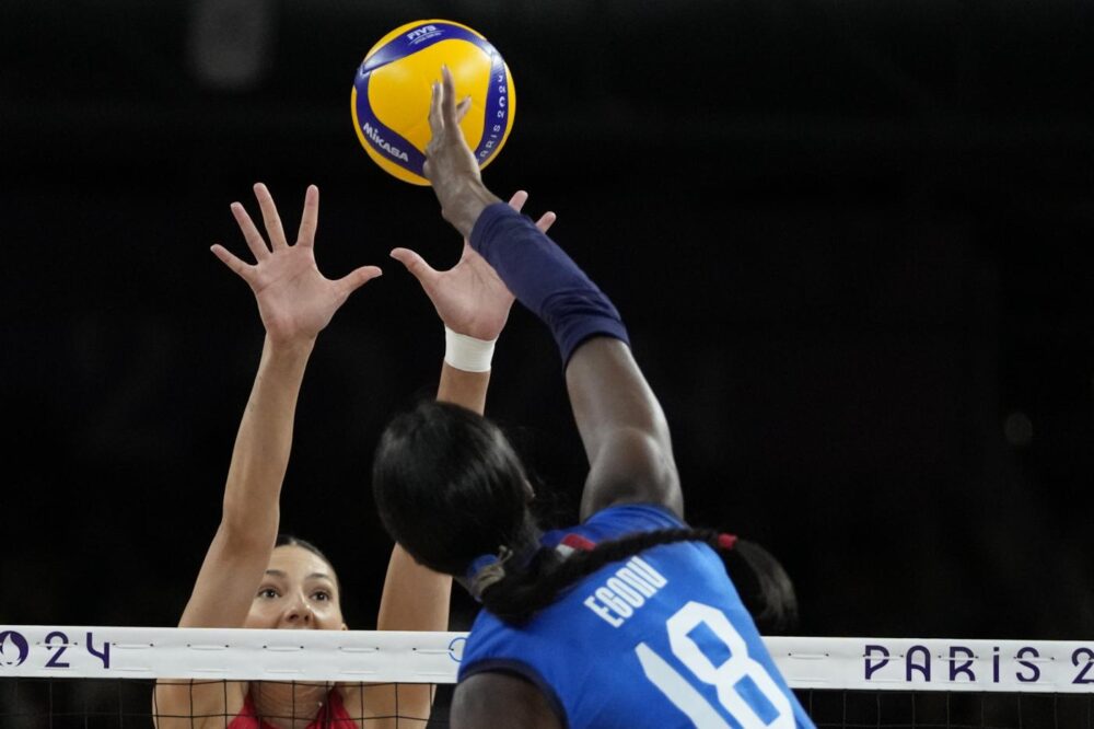 VIDEO Italia-Turchia 3-0 volley femminile, la sintesi della semifinale: le azzurre dominano