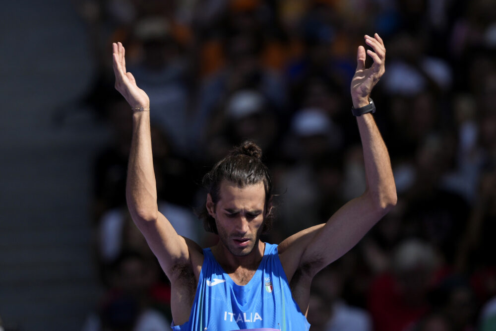 Gianmarco Tamberi non molla: “Io ci sarò”. Stasera in gara alle Olimpiadi dopo essere stato in ospedale