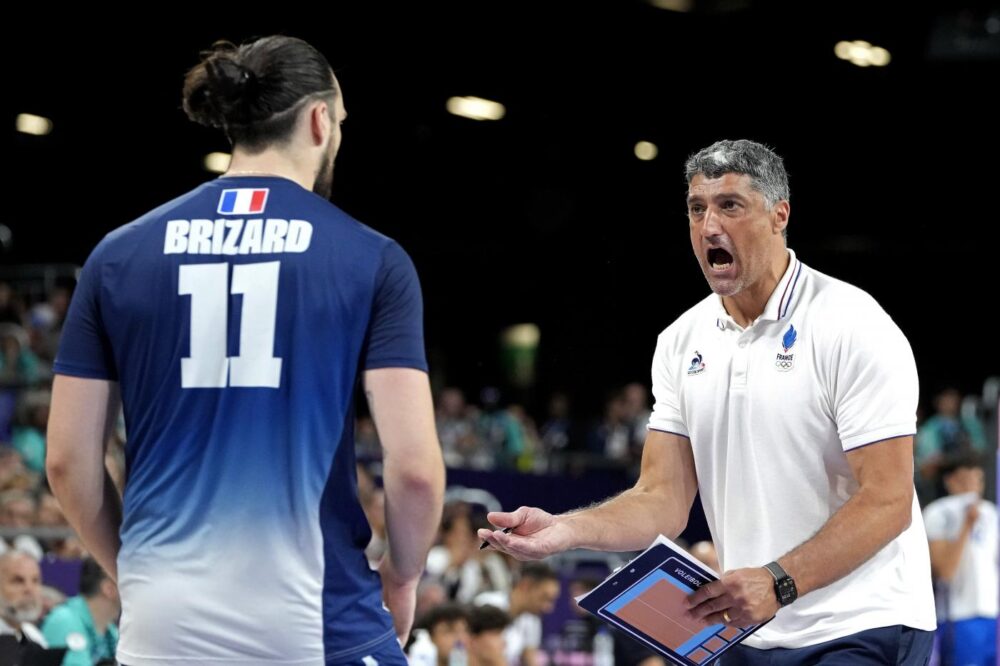 Volley, quattro italiani nella finale delle Olimpiadi: un po’ di azzurro in Francia-Polonia