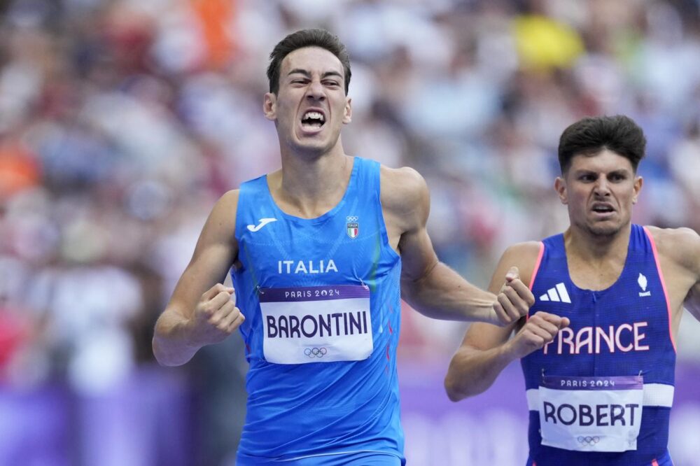 Simone Barontini festeggia il passaggio alle semifinali degli 800 metri: “La condizione fisica è ottima. Domani proverò a fare di tutto”