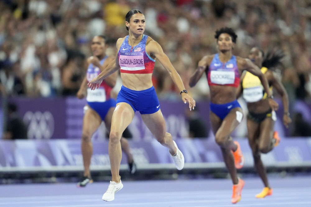 Atletica, McLaughlin trascina la 4×400 americana a 10 centesimi dal record del mondo nella finale olimpica