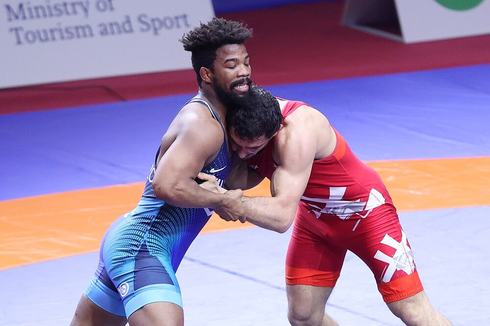 LIVE Lotta, Olimpiadi Parigi in DIRETTA: l’Italia si affida a Chamizo nei  74 kg