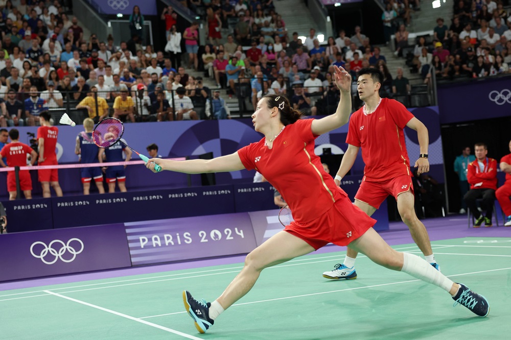 Badminton, oro alla Cina nel doppio misto con Zheng/Huang: dominio contro la Corea del Sud