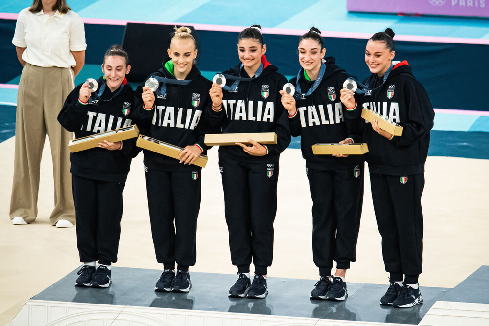 Ginnastica artistica, l’Italia festeggia le migliori Olimpiadi degli ultimi 60 anni: 3 medaglie e un oro sono epocali