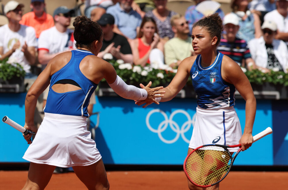 LIVE Errani/Paolini Andreeva/Shnaider 2 6 4 1, Finale Olimpiadi Parigi tennis in DIRETTA: doppio break per le azzurre!