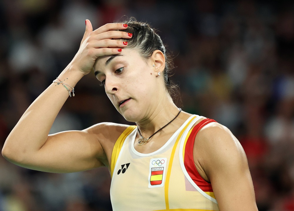 Badminton, drammatico ritiro tra le lacrime per Carolina Marin. Sarà Corea-Cina in finale a Parigi 2024