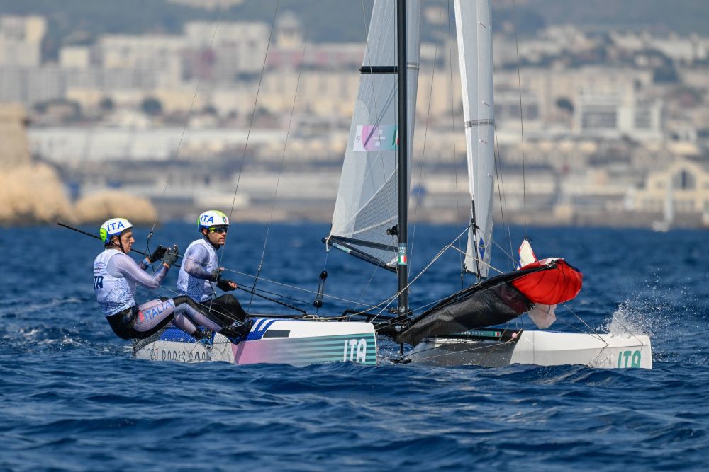 LIVE Vela, Olimpiadi Parigi in DIRETTA: Tita/Banti per l’oro, ma non c’è vento. Possibili ritardi