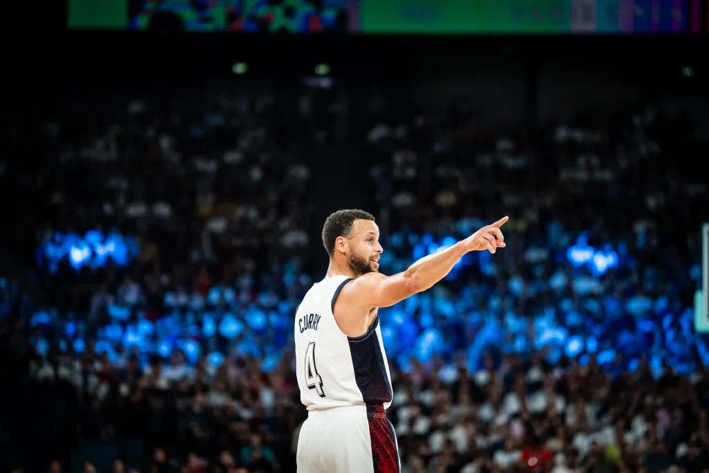 LIVE Francia Stati Uniti 27 20, Olimpiadi Parigi basket in DIRETTA: duello tra Wembanyama e LeBon, +2 USA dopo 15?