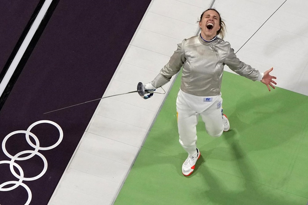 Scherma, Olga Kharlan trascina l’Ucraina alla medaglia d’oro nella sciabola femminile. Francia giù dal podio