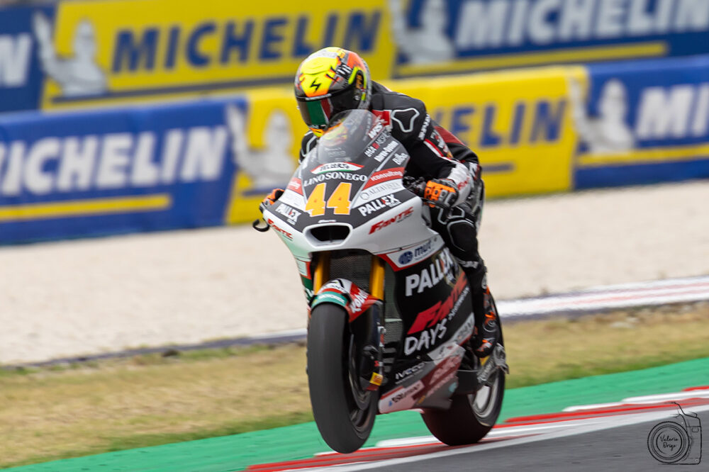 Moto2: Aron Canet svetta nella prima sessione di prove a Phillip Island. Ma la protagonista è la pioggia