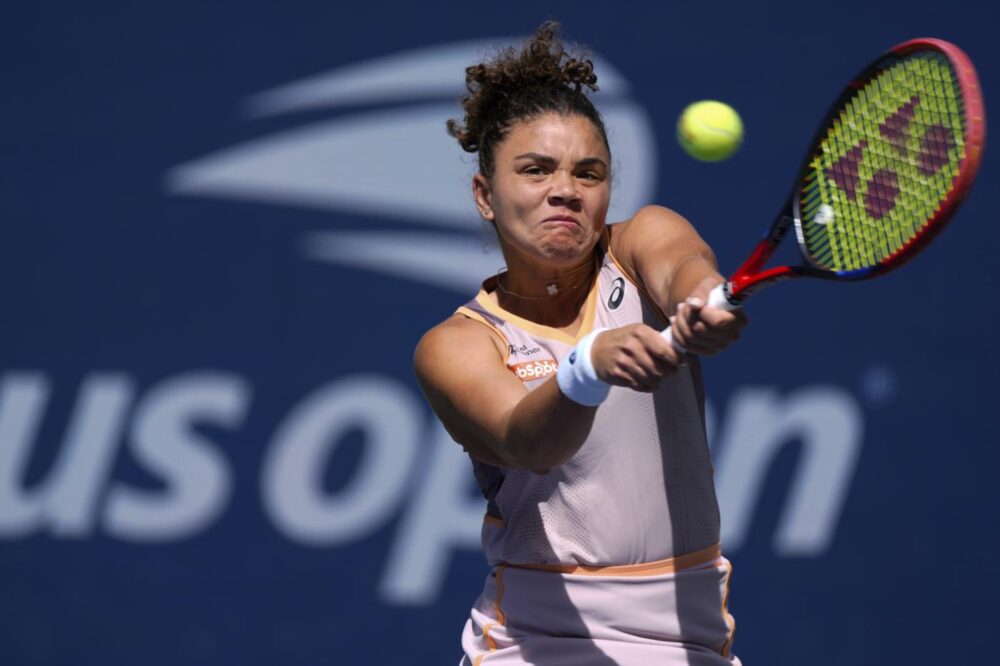 US Open 2024, Jasmine Paolini si inchina ad una scatenata Muchova agli ottavi