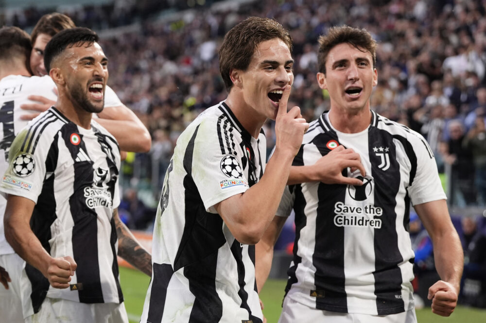 La Juventus vince in Champions League, Milan ko con il Liverpool, il Bayern segna 9 gol, poker Kane