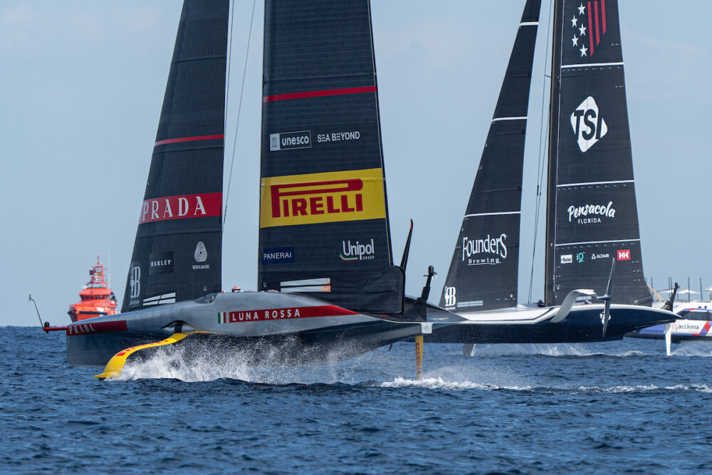 LIVE Louis Vuitton Cup 2024 in DIRETTA: Alinghi demolisce Ineos e riapre tutto. Tocca a Luna Rossa