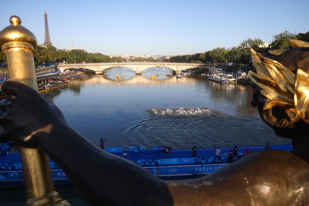 Triathlon nella Senna Parigi 2024