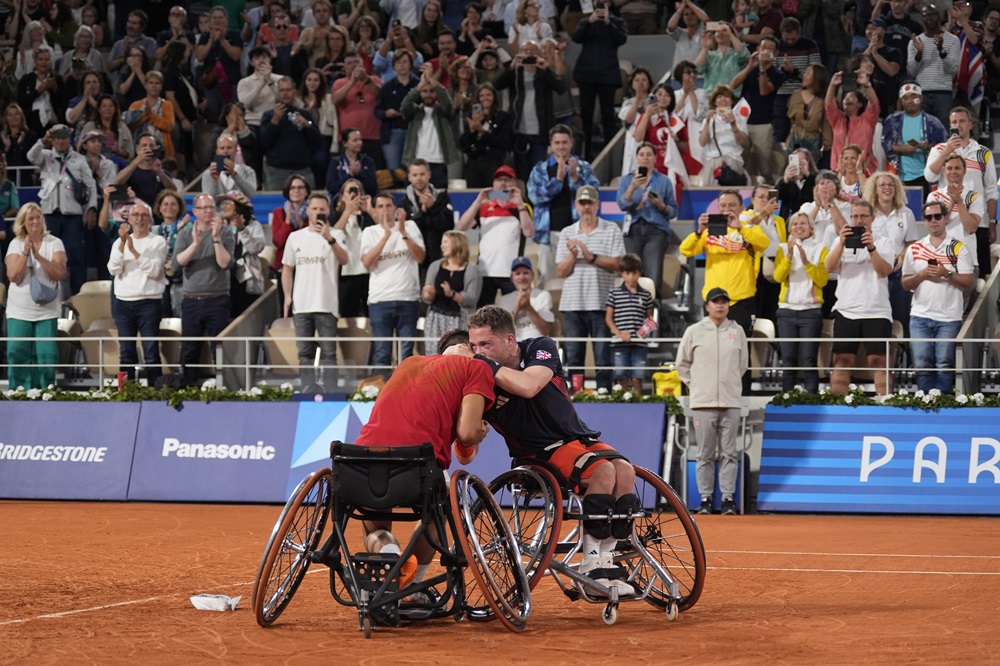 Wheelchair tennis, Tokito Oda batte Alfie Hewett ed è oro alle Paralimpiadi. Bronzo per Gustavo Fernandez