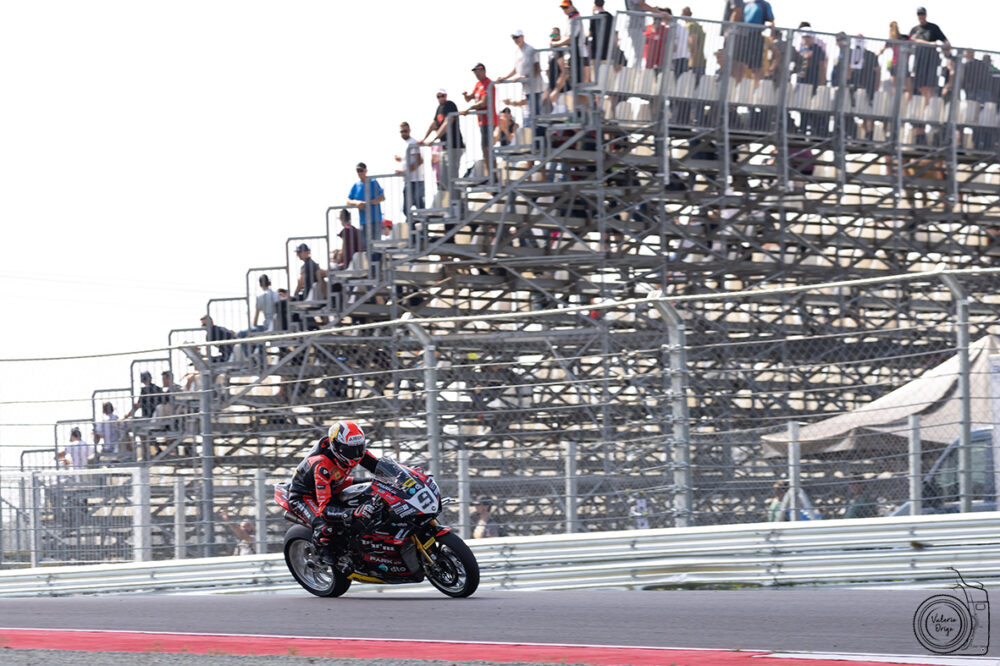 Superbike, capolavoro Petrucci! Il pilota vince anche gara 2 al GP d’Italia, terzo Bulega