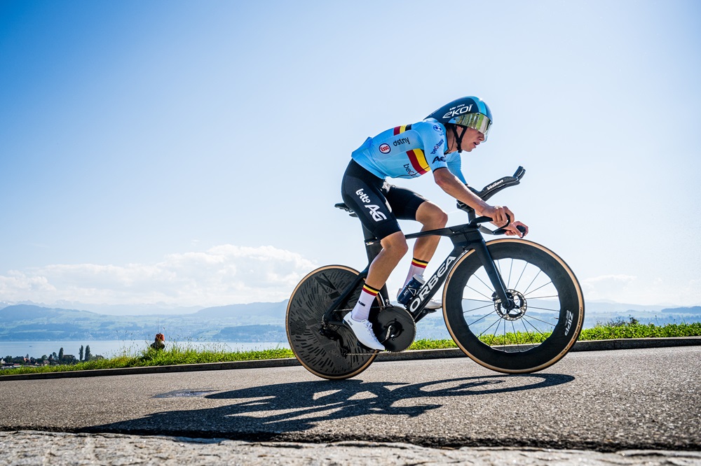 Ciclismo, lo spagnolo Romeo vince la crono mondiale Under 23. Delude Segaert, tredicesimo Raccagni Noviero