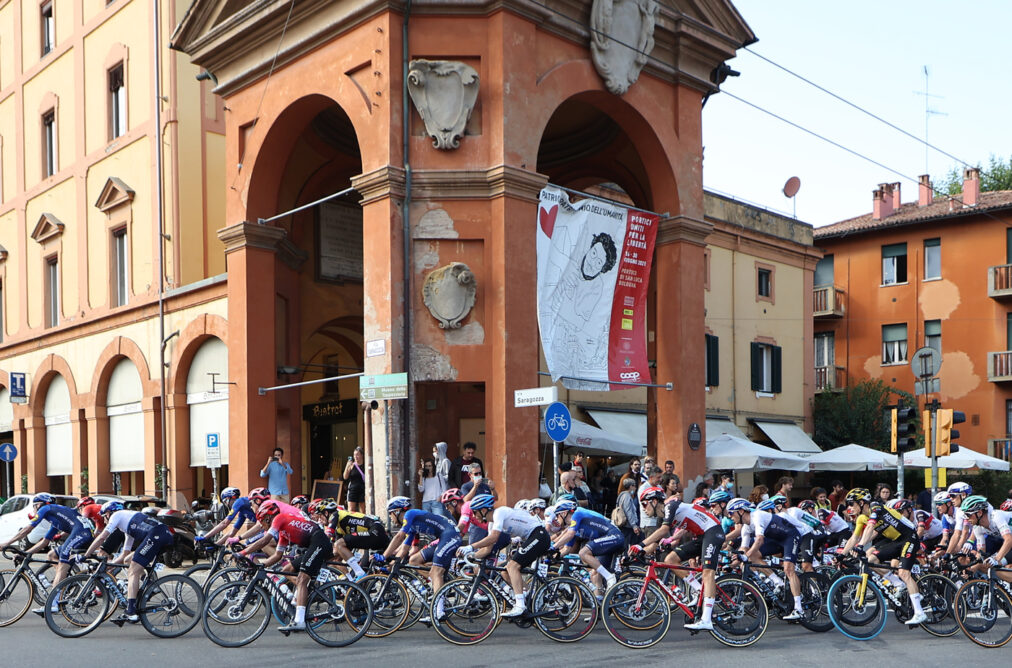 Dove vedere il Giro dell’Emilia 2024 in tv orari programma streaming