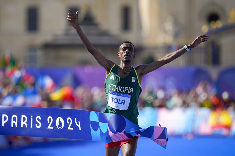 Maratona New York 2024, Tamirat Tola ed Hellen Obiri contro tutti. Percorso esigente per la 42 km più iconica