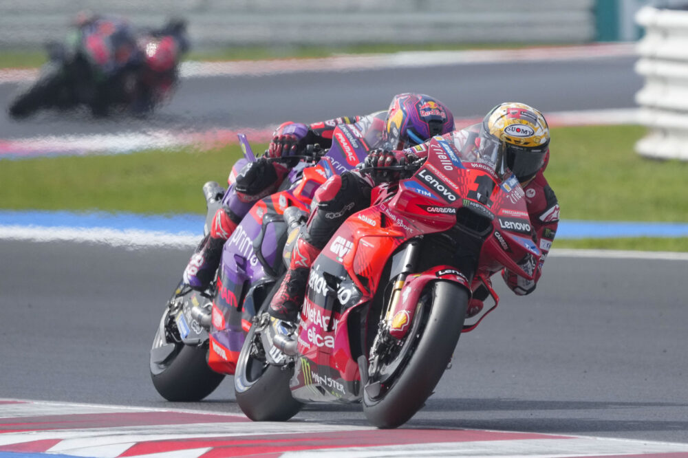 LIVE MotoGP, GP Australia 2024 in DIRETTA: diluvia a Phillip Island. Sessione al momento rimandata