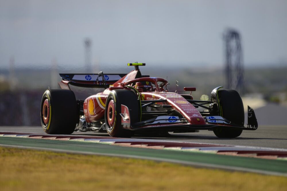 F1, Carlos Sainz: “Sprint divertente. Il passo è stato buono, incoraggiante per domani”