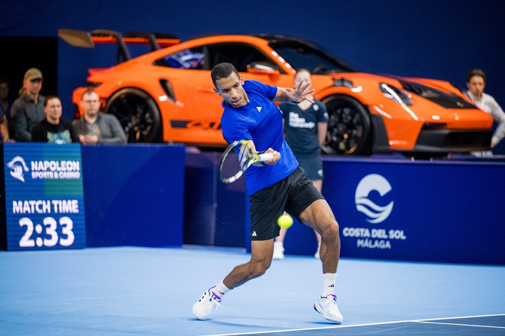 ATP Parigi Bercy, Felix Auger Aliassime si cancella dal torneo francese. Sinner prende nota