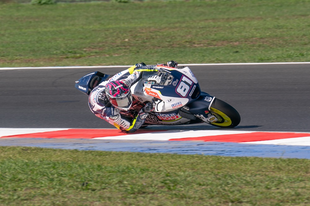 Moto2, Senna Agius è il più veloce in un turno rovinato dalla pioggia. Rimangono i tempi di ieri