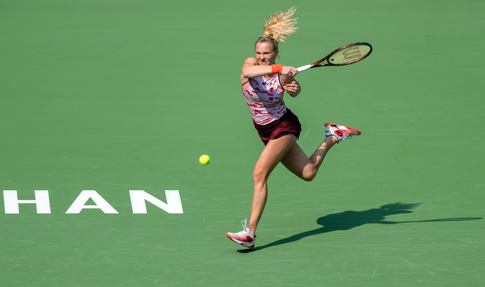 WTA Guangzhou, Siniakova e Bouzkova avanzano al secondo turno. Fuori Sramkova