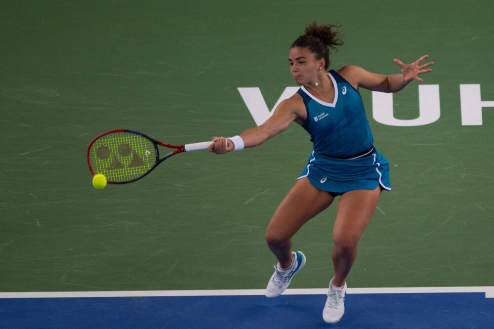 WTA Wuhan 2024: Jasmine Paolini lotta, ma Qinwen Zheng si prende l’ingresso in semifinale