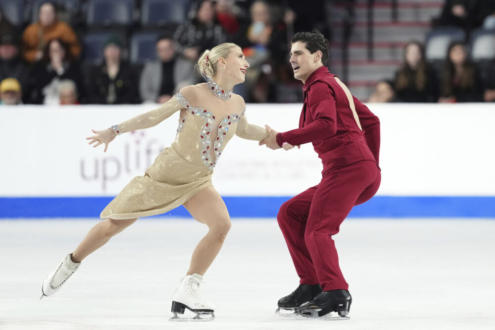 Pattinaggio di figura: Gilles Poirier si impongono nella rhythm dance al Finlandia Trophy