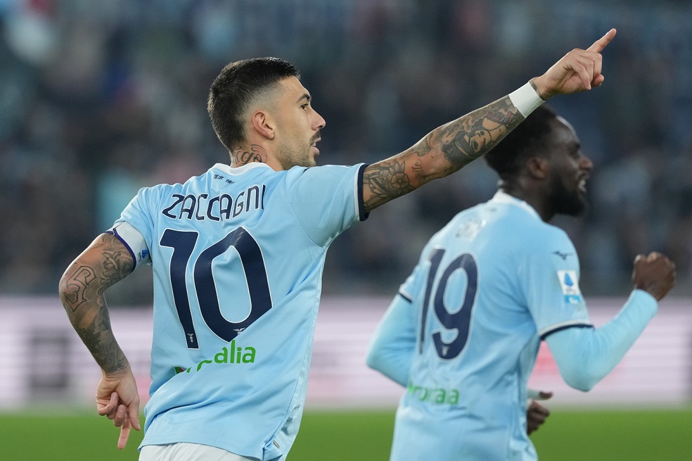 Calcio, nei posticipi del lunedì successi per Lazio, Empoli e Genoa che sbanca Parma