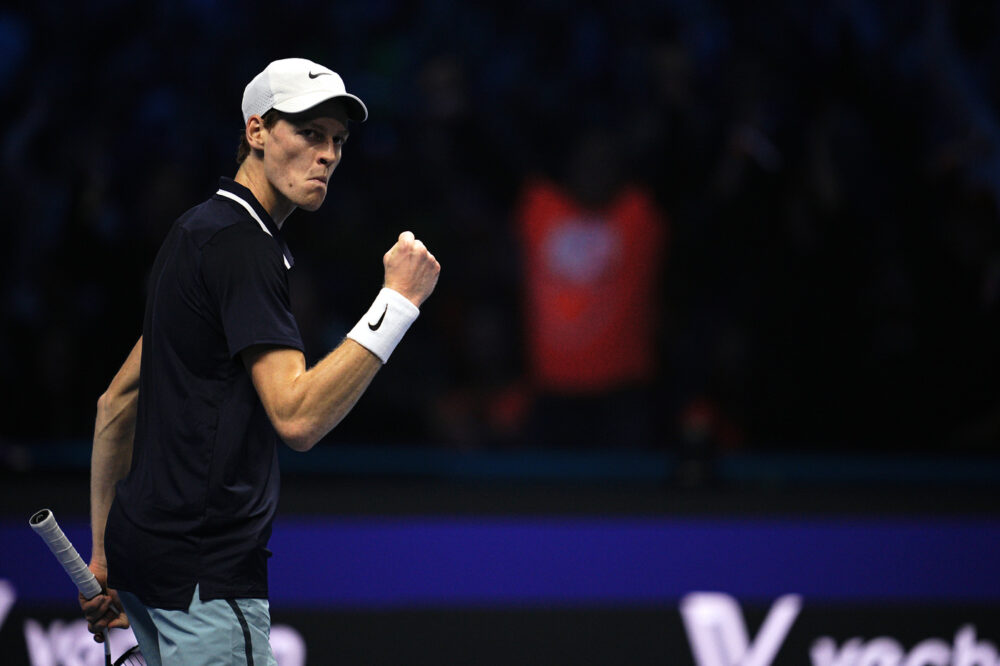 Quanti soldi guadagna Jannik Sinner con il trionfo alle ATP Finals? Assegno maestoso per il “maestro”