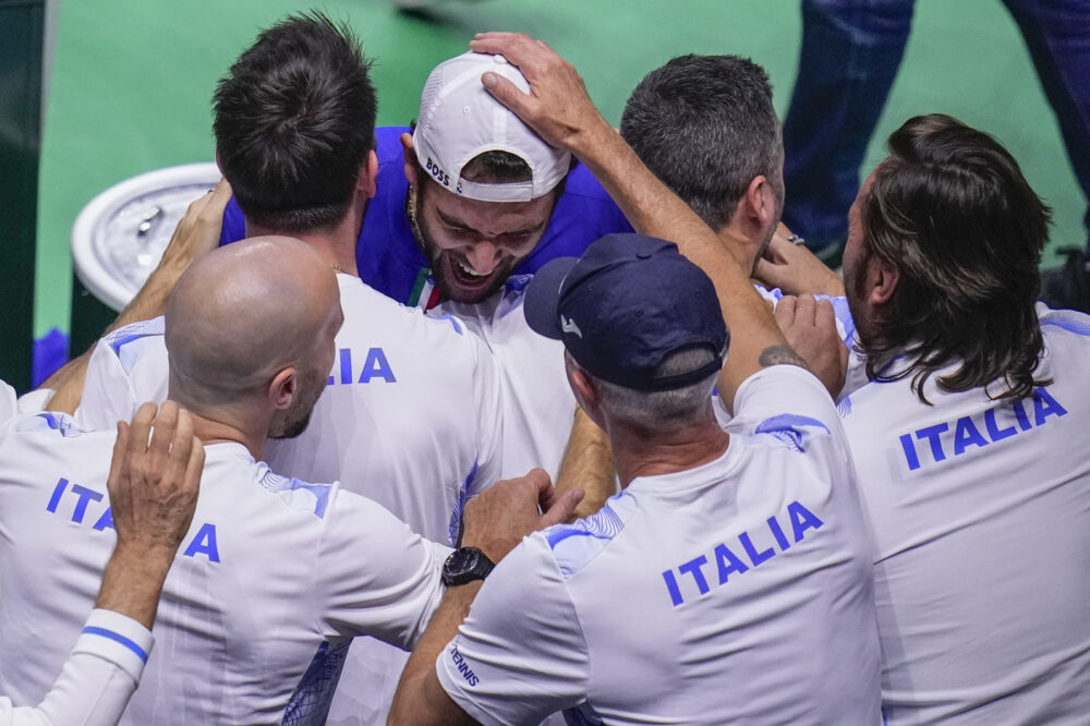 GIGANTESCO! Matteo Berrettini sbriciola Van de Zandschulp: Italia Olanda 1 0!