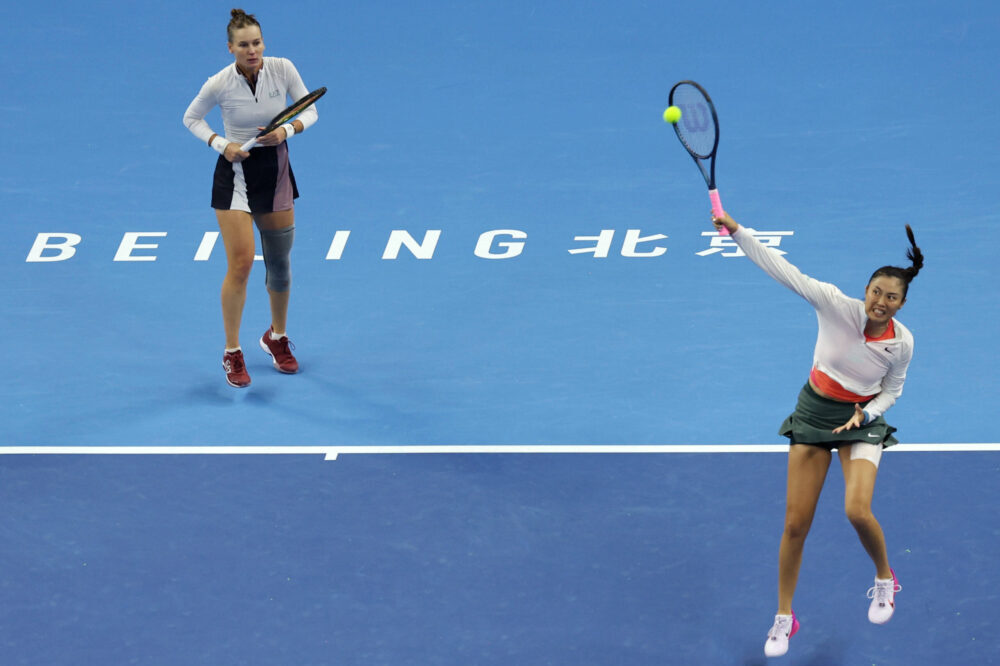 WTA Finals 2024: Chan/Kudermetova battono Dolehide/Krawczyk, sarà spareggio con Errani/Paolini per la semifinale